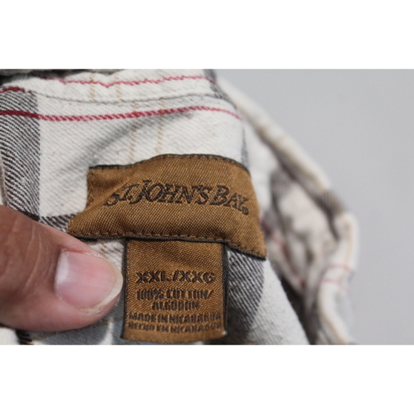 St. John Bay Men Button Down White Gray Size XXL - Picture 2 of 7